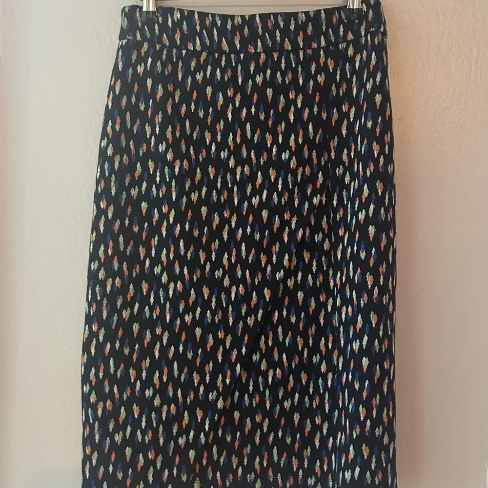 Anthropologie Debra Blue Patterned Pencil Faux Wrap Skirt - Picture 3 of 7